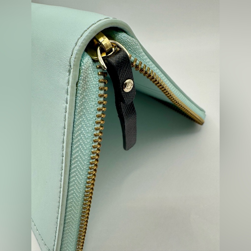 Kate Spade New Horizons Out of Office Kaden Aqua Wallet Clutch VW Bug Car - Picture 7 of 12